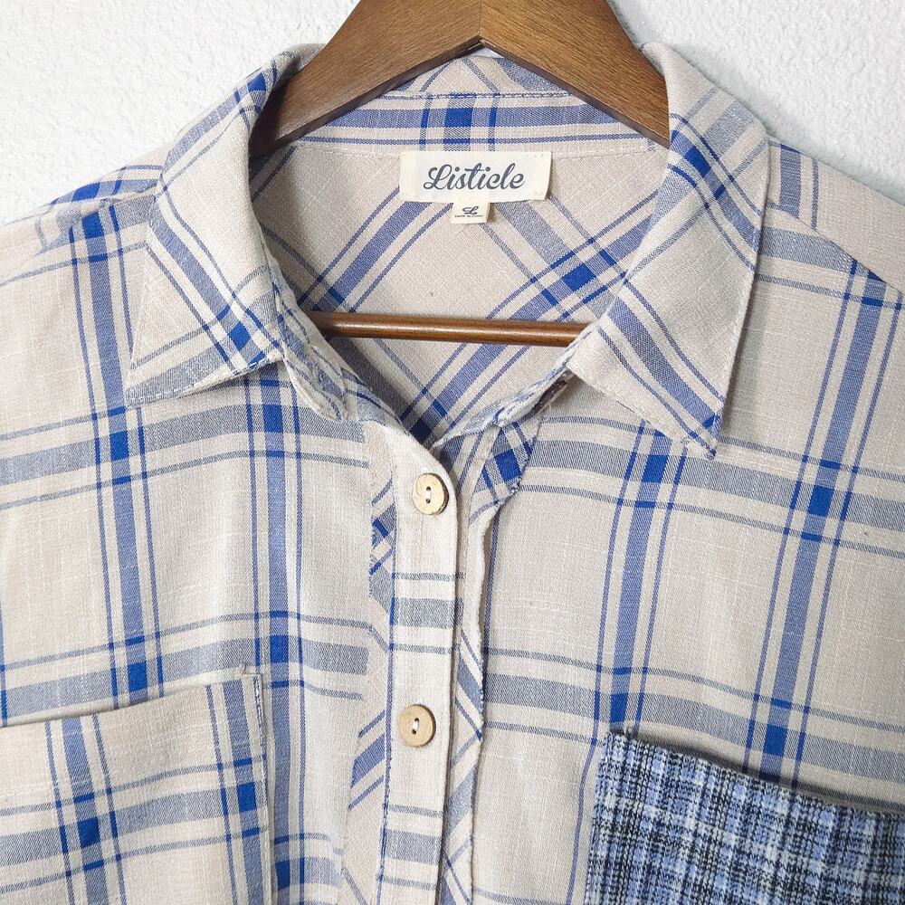 Listicle Plaid Button Down Shirt Blue White Size L Coastal Normcore - Picture 3 of 10
